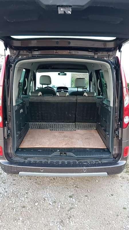 Usata Renault Kangoo 90 CV (66 kW) 2012 Marrone Monovolume