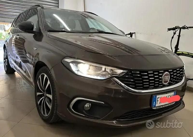 Marrone Usata 2019 Fiat Tipo S Berlina | 8700 € (Super prezzo) - Immagine 1/4