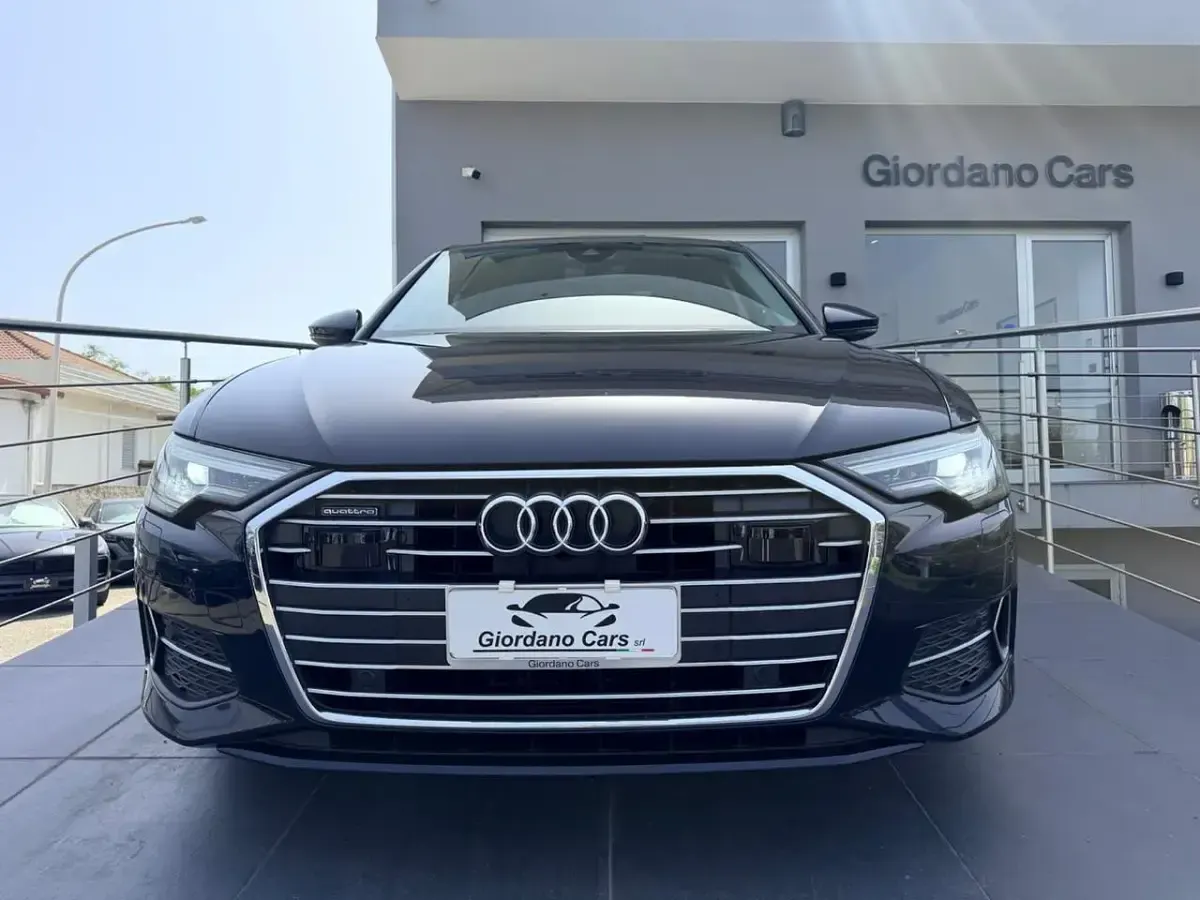 Usata Audi A6 Business 244 CV (179 kW) 2021 Blu Berlina