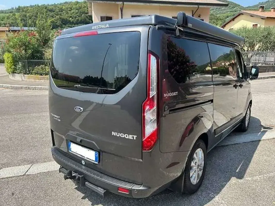 Usata Ford Transit Custom 185 CV (136 kW) 2023 Grigio Furgone