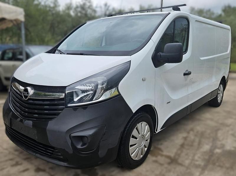 Bianco Usata 2016 Opel Vivaro Monovolume | 10.900 € (Super prezzo) - Immagine 1/3