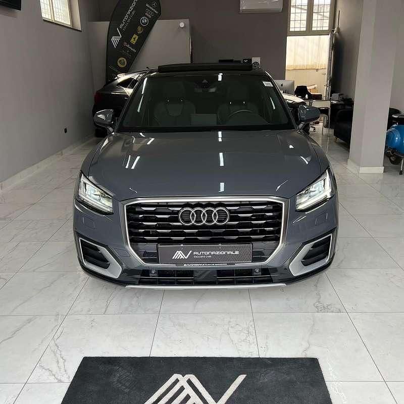 Usata Audi Q2 S-Line 116 CV (85 kW) 2019 Argento SUV