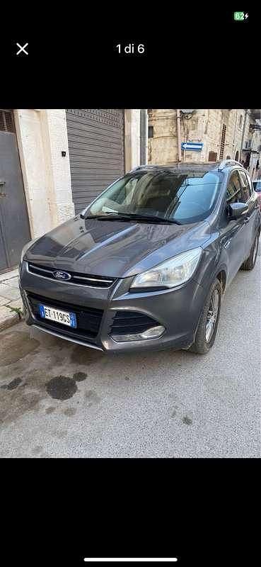Usata 2014 Ford Kuga Titanium SUV | 9000 € (Buon prezzo) - Immagine 1/4