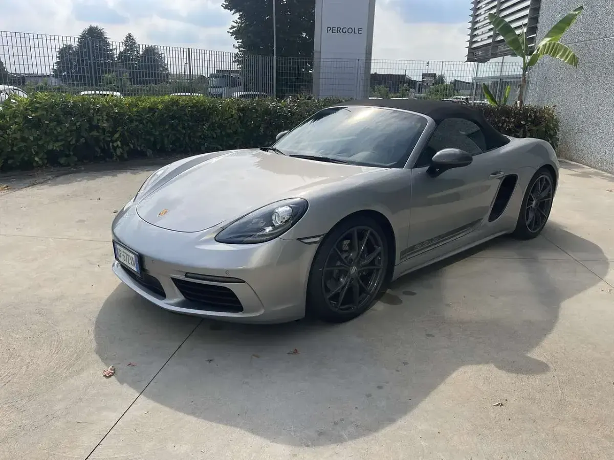 Usata Porsche 718 299 CV (219 kW) 2021 Argento Cabrio