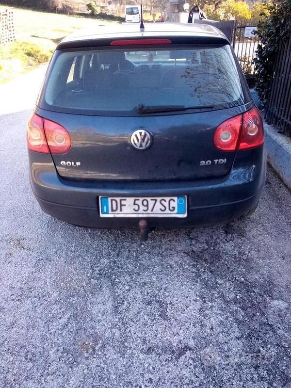 Usata VW Golf V 140 CV (102 kW) 2007 Blu Berlina