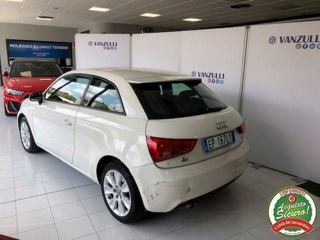 Usata Audi A1 Ambition 90 CV (66 kW) 2012 Bianco Utilitaria