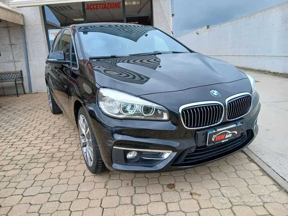 Usata BMW 218 Efficient Dynamics 150 CV (110 kW) 2014 Nero Coupé