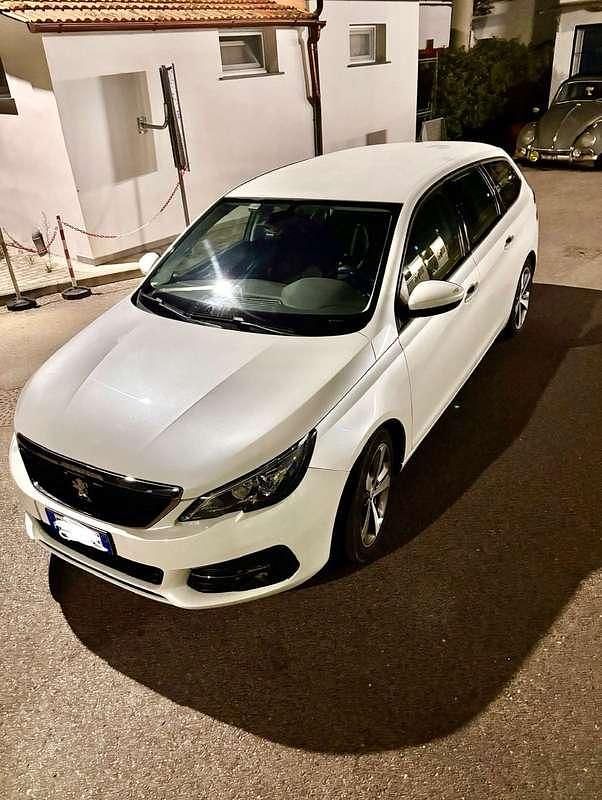 Usata Peugeot 308 SW Business-Line 131 CV (96 kW) 2019 Station wagon