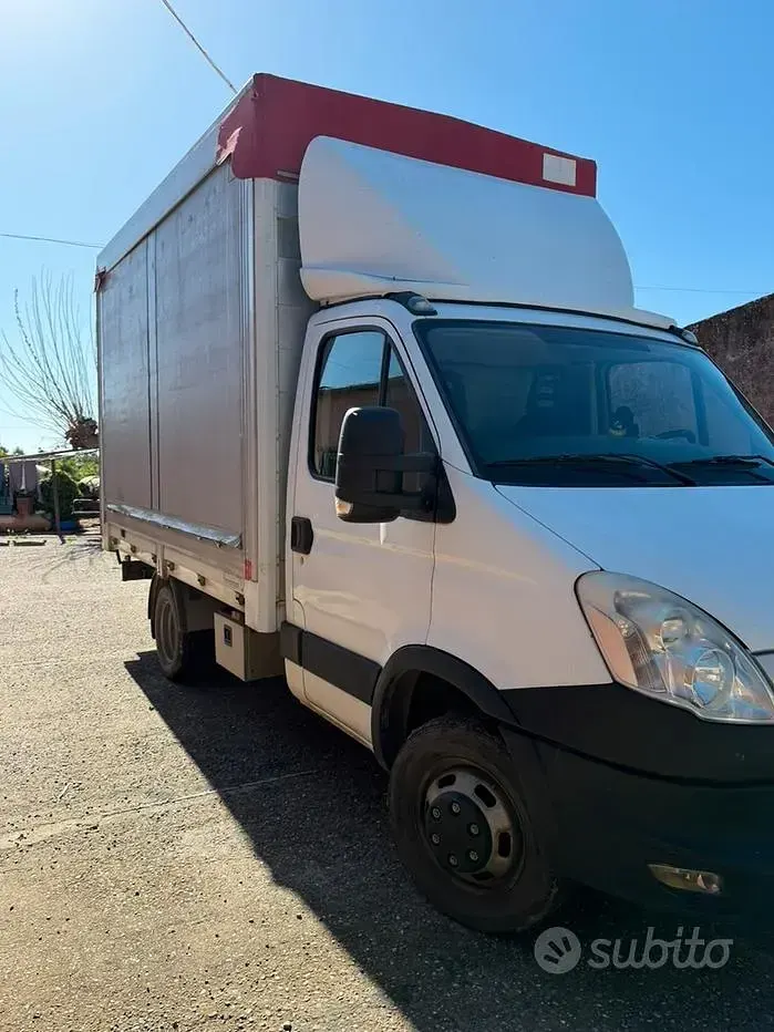 Usata Iveco Daily 109 CV (80 kW) 2013