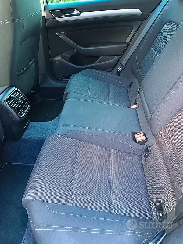 Usata VW Passat Business 150 CV (110 kW) 2016 Bianco Station wagon