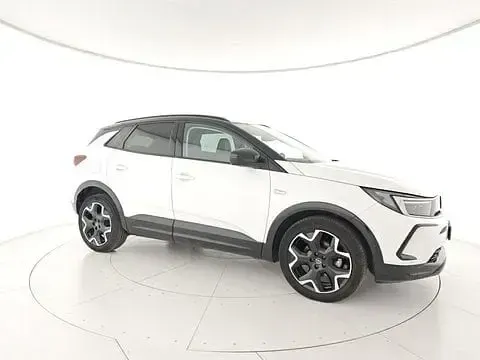 Usata Opel Grandland X 131 CV (96 kW) 2024 SUV