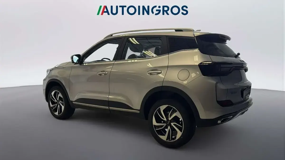 Nuova EMC SEI 113 CV (83 kW) 2026 Argento SUV
