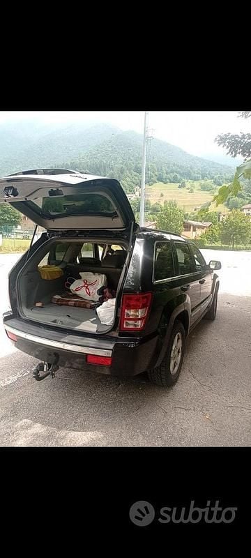 Usata Jeep Cherokee 2006 Nero SUV