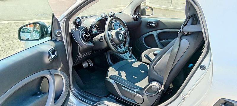 Usata Smart ForTwo Coupé Passion 90 CV (66 kW) 2019 Utilitaria