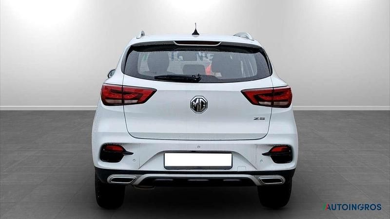 Usata MG ZS Luxury 106 CV (77 kW) 2024 Bianco SUV