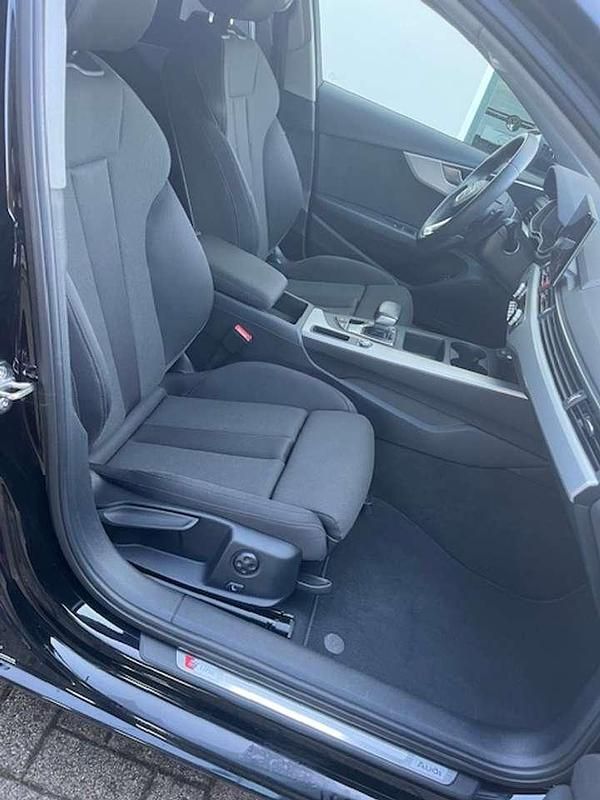 Usata Audi A4 S-Line 163 CV (119 kW) 2022 Nero met Station wagon