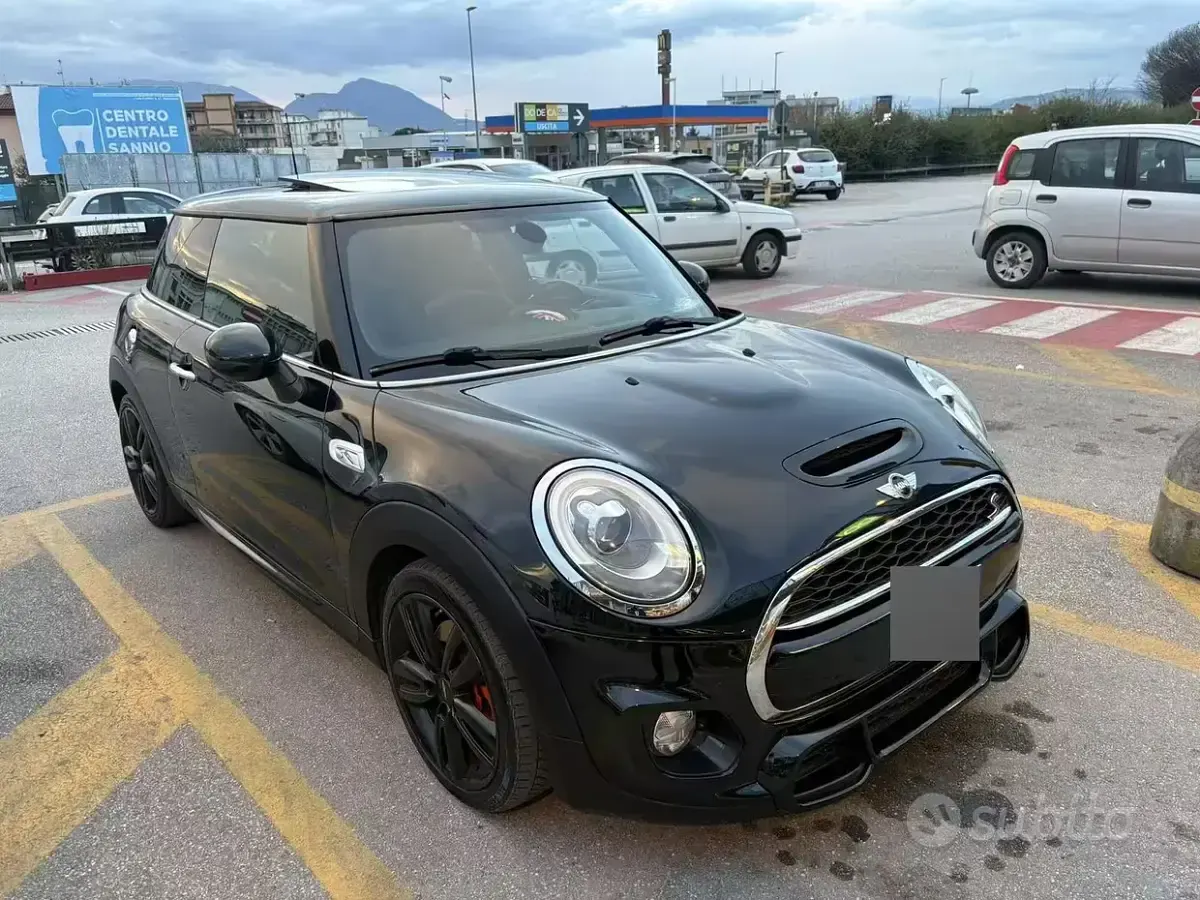 Usata Mini Cooper SD 170 CV (125 kW) 2017 Nero Utilitaria