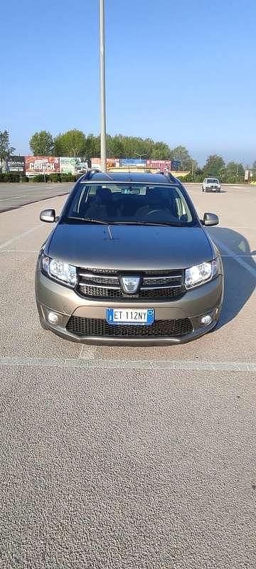 Usata Dacia Logan MCV Lauréate 75 CV (55 kW) 2014 Station wagon