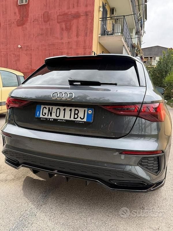 Usata Audi A3 S-Line 150 CV (110 kW) 2023 Grigio Berlina