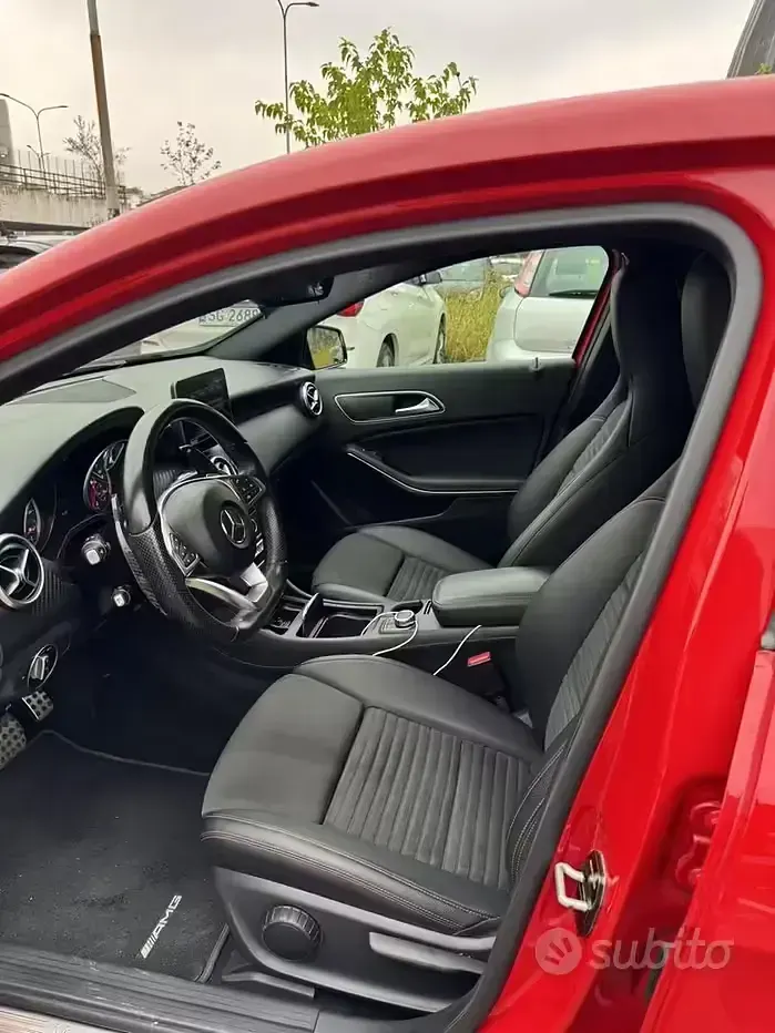 Usata Mercedes A180 Premium 122 CV (89 kW) 2016 Rosso Berlina