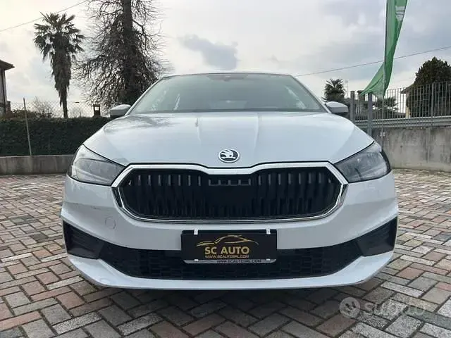 Usata Skoda Fabia Ambition 95 CV (69 kW) 2022 Bianco Utilitaria