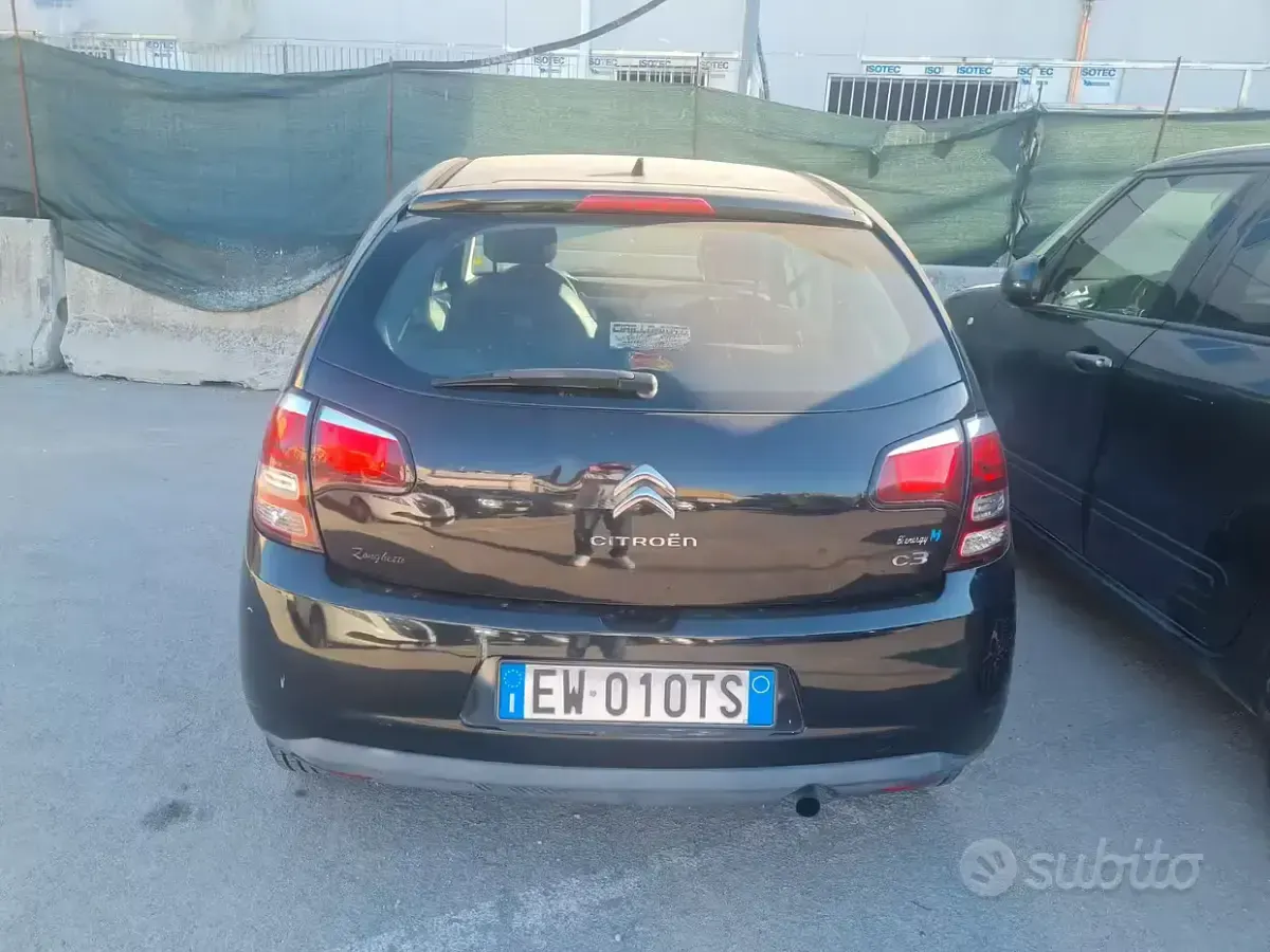 Usata Citroën C3 82 CV (60 kW) 2014 Nero Berlina