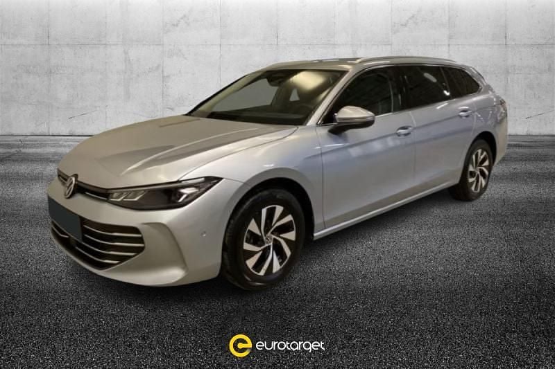 Usata VW Passat Business 150 CV (110 kW) 2024 Argento metallizzato Station wagon