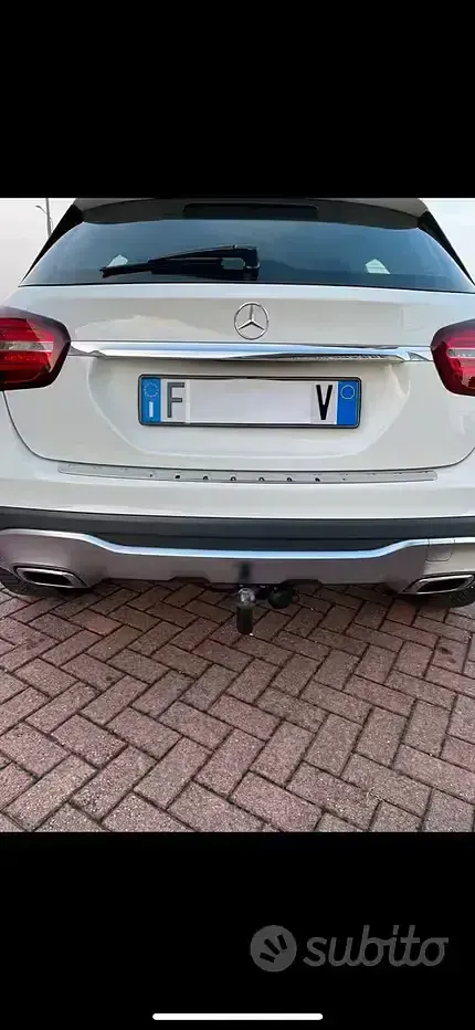 Usata Mercedes GLA200 136 CV (100 kW) 2017 SUV