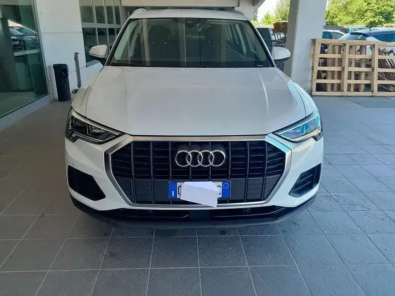 Usata Audi Q3 Advanced 150 CV (110 kW) 2024 Bianco SUV