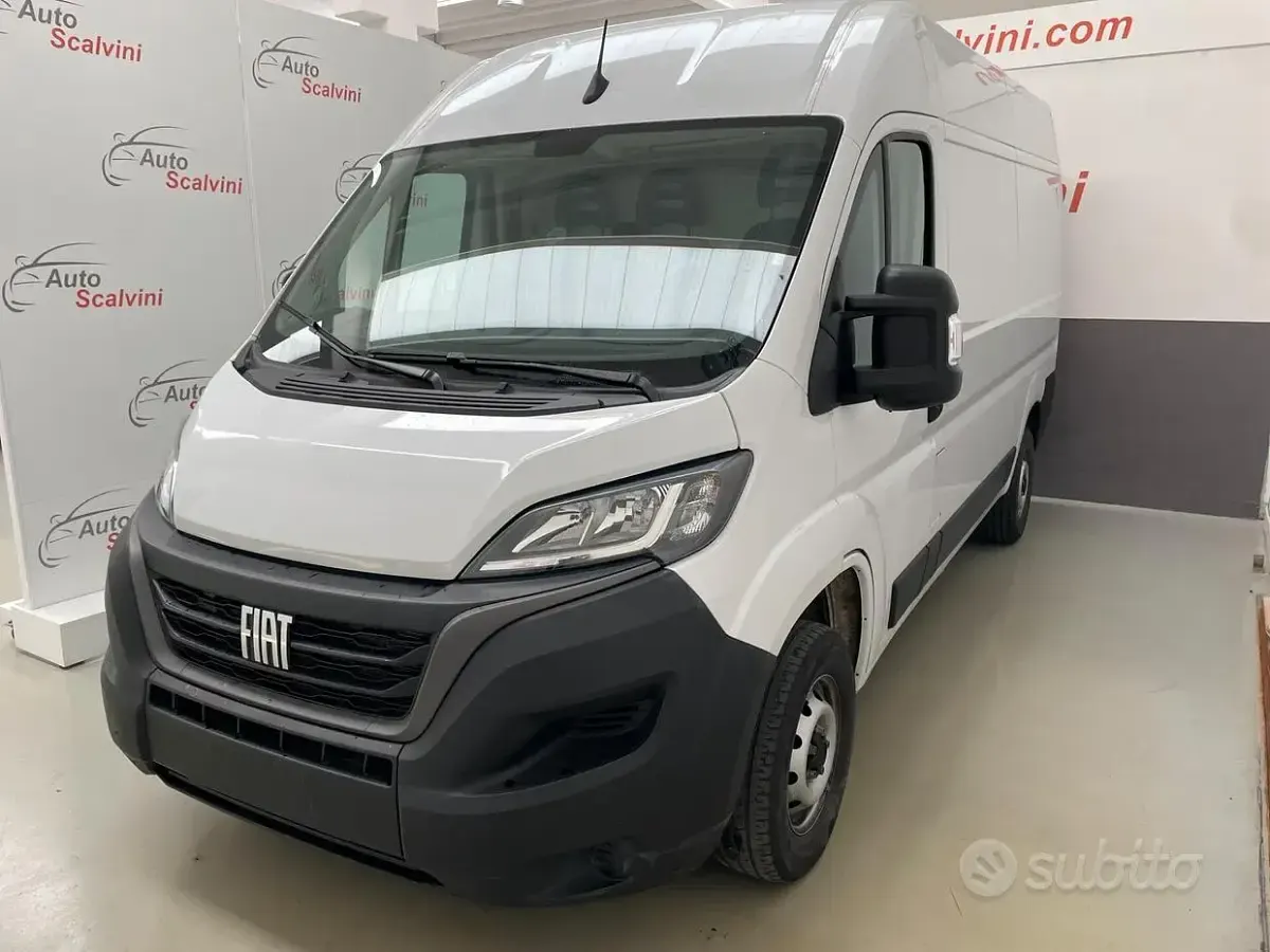 Usata Fiat Ducato 33 140 CV (102 kW) 2023 Bianco Furgone