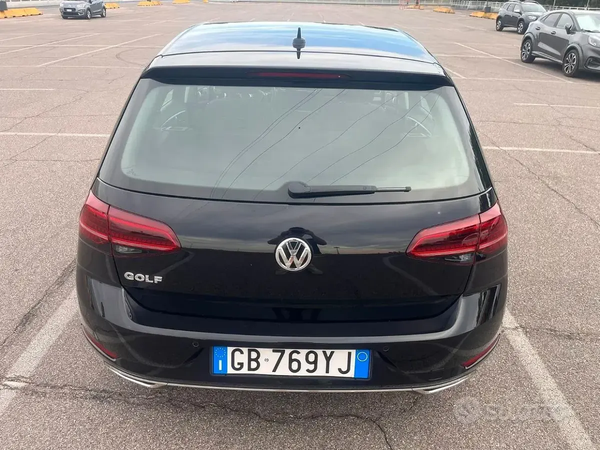 Usata VW Golf VII 115 CV (84 kW) 2020 Nero Berlina