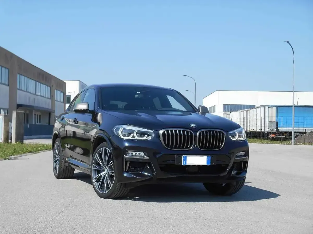 Usata BMW X4 326 CV (239 kW) 2019 Blu/azzurro SUV