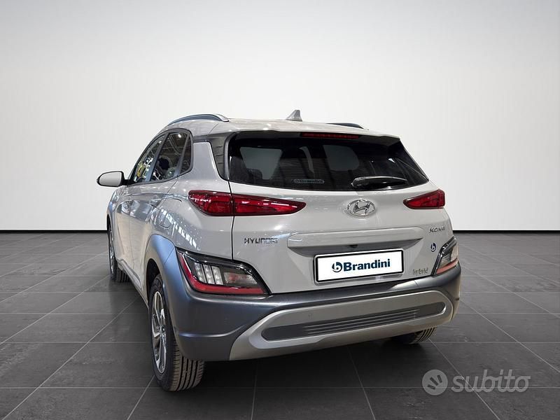 Usata Hyundai Kona 141 CV (103 kW) 2022 Grigio SUV