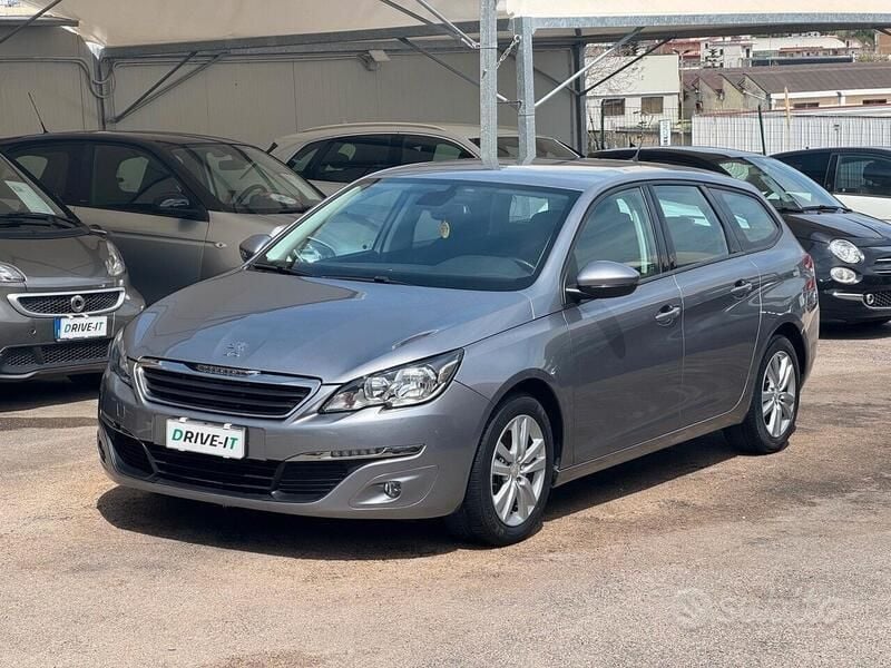 Grigio Usata 2015 Peugeot 308 Allure Station wagon | 6500 € (Ottimo prezzo) - Immagine 1/4