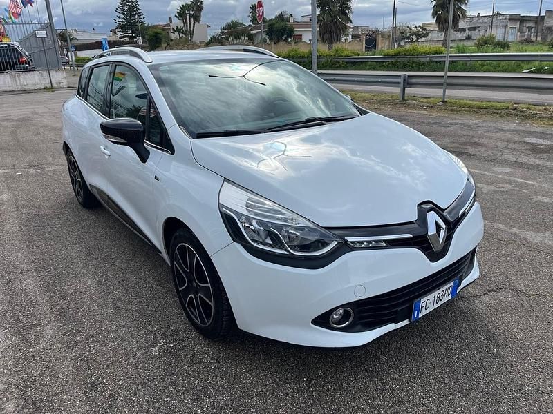 Usata Renault Clio GrandTour 89 CV (65 kW) 2015 Bianco Station wagon