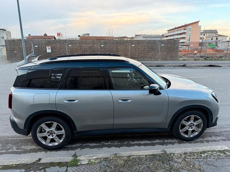 Usata Mini Countryman Classic 218 CV (160 kW) 2024 Grigio SUV