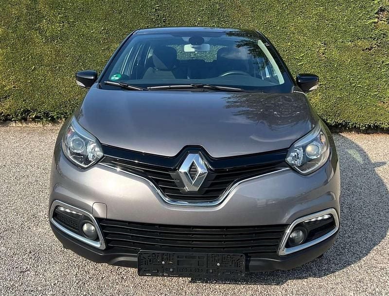 Usata Renault Captur Luxe 120 CV (88 kW) 2014 Grigio SUV