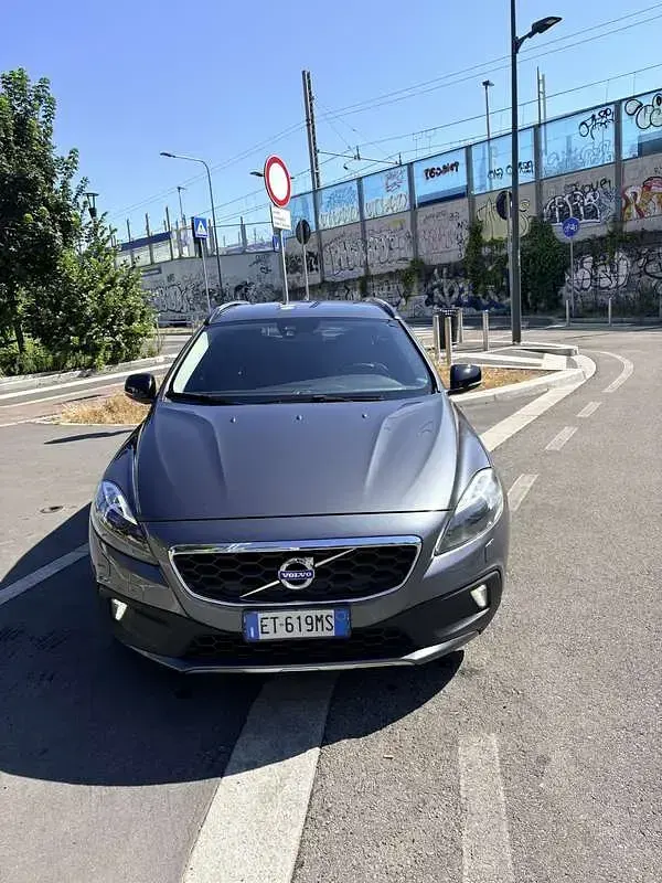 Usata Volvo V40 CC Summum 180 CV (132 kW) 2013 Marrone Station wagon