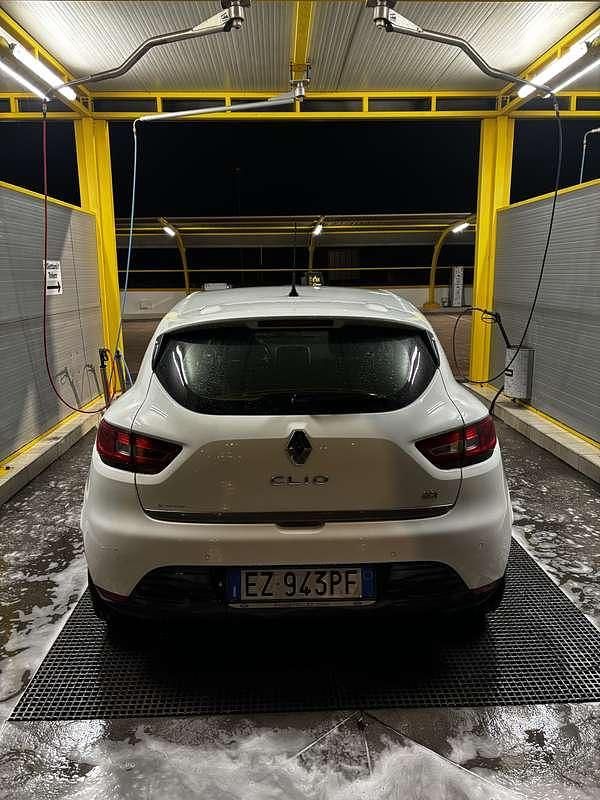 Usata Renault Clio IV Dynamique 88 CV (64 kW) 2015 Berlina