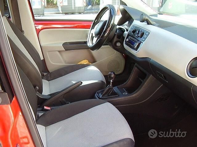 Usata Seat Mii Reference 60 CV (44 kW) 2012 Rosso Utilitaria