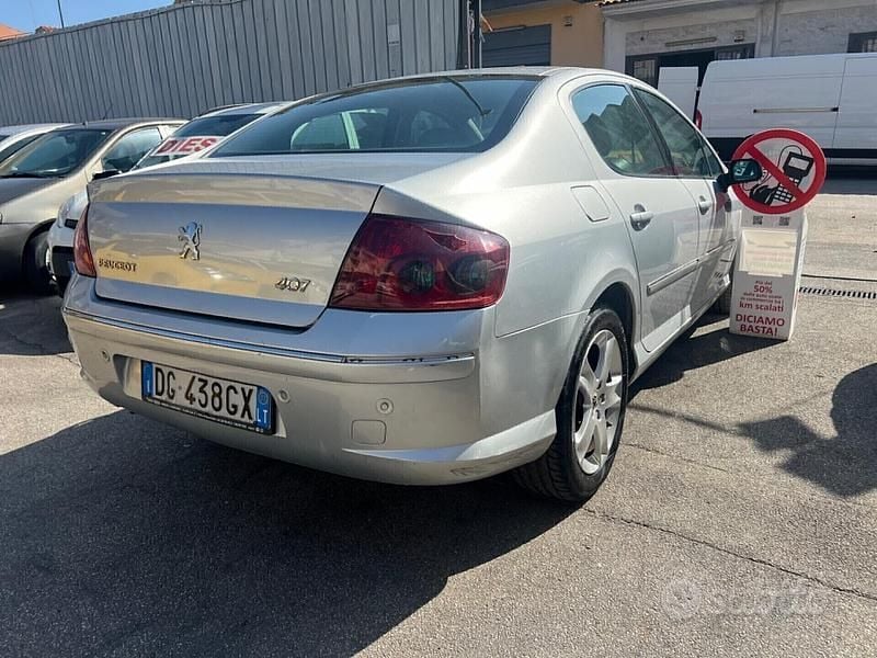 Usata Peugeot 407 Coupe 163 CV (119 kW) 2008 Grigio Coupé