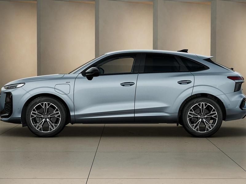 Nuova Audi Q3 Sportback S-Line 272 CV (200 kW) 2026 Grigio freccia perla SUV