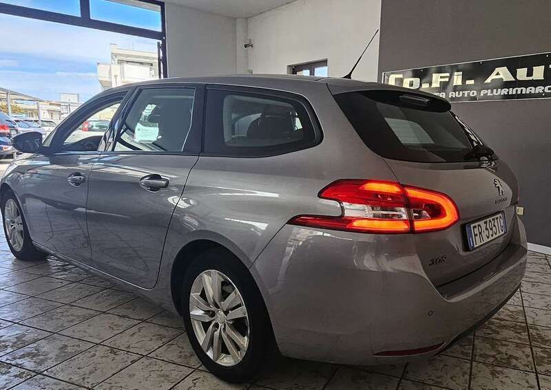 Usata Peugeot 308 Active 131 CV (96 kW) 2018 Grigio Station wagon
