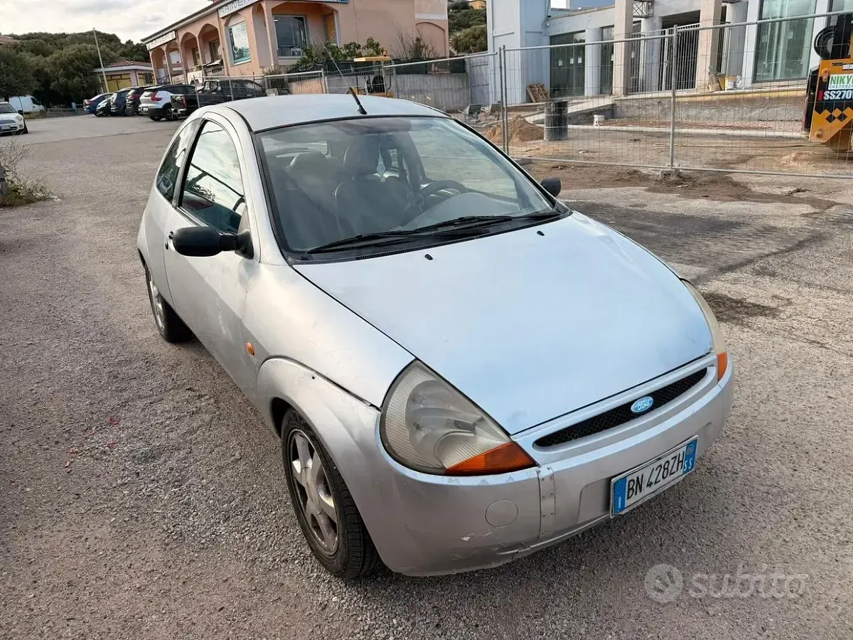 Usata Ford Ka 60 CV (44 kW) 2000 Grigio Utilitaria