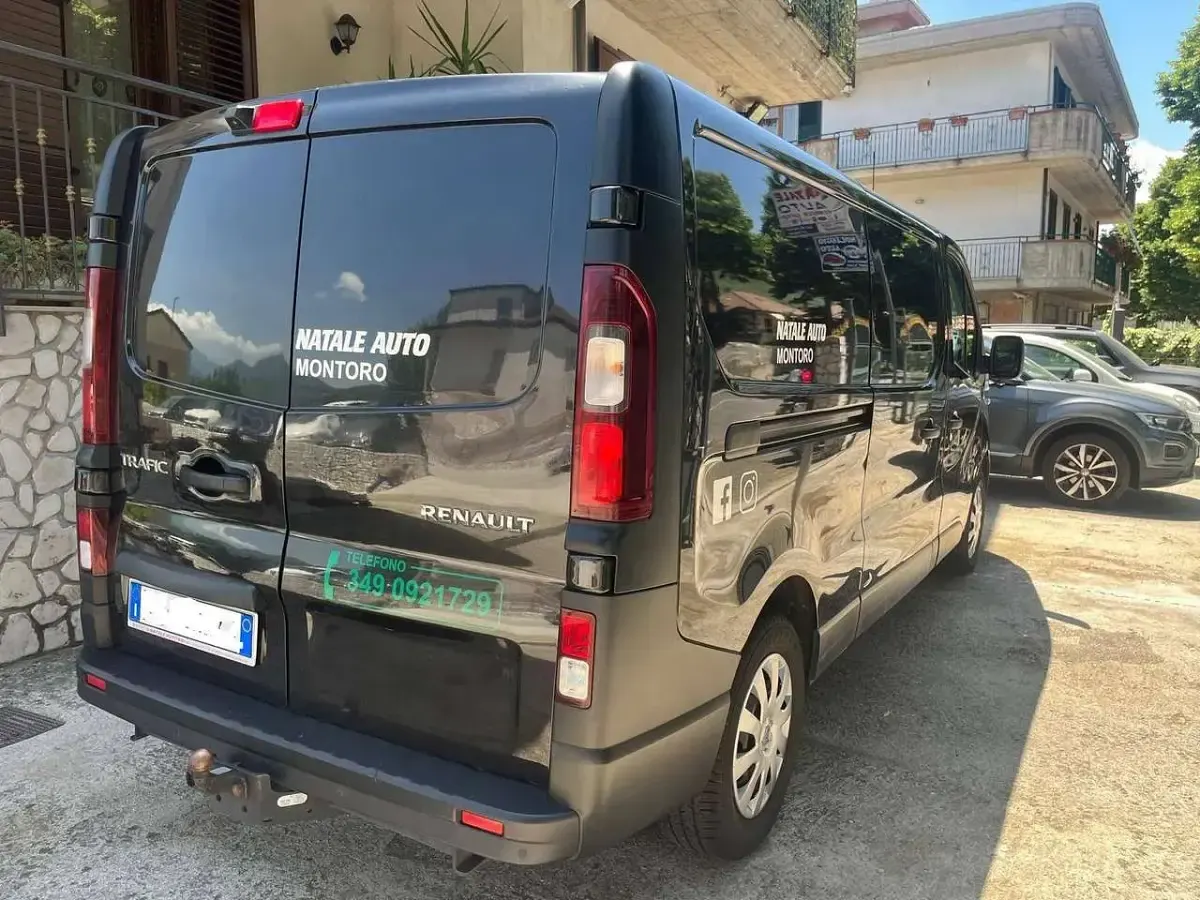 Usata Renault Trafic 145 CV (106 kW) 2019 Nero Monovolume