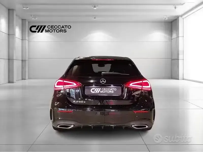 Usata Mercedes A250 Premium 160 CV (117 kW) 2021 Nero Berlina