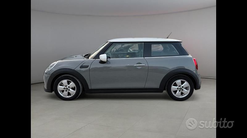 Usata Mini Cooper Classic 136 CV (100 kW) 2022 Grigio Utilitaria