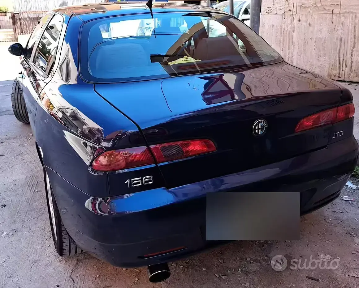Usata Alfa Romeo 156 116 CV (85 kW) 2005 Bluazzurro Berlina
