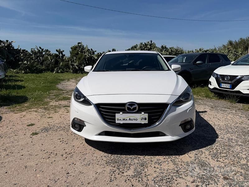Usata Mazda 3 Exceed 105 CV (77 kW) 2016 Bianco Berlina
