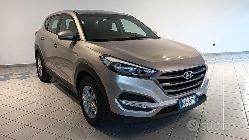 Grigio Usata 2017 Hyundai Tucson Edition SUV | 13.500 € (Buon prezzo) - Immagine 1/4